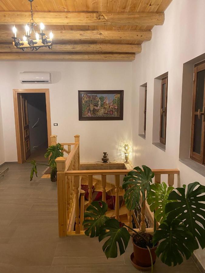 Hotel Kaso Ervehe Përmet Buitenkant foto