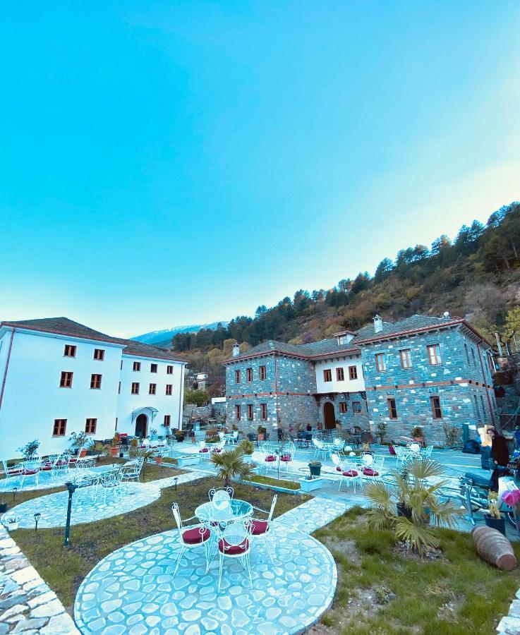 Hotel Kaso Ervehe Përmet Buitenkant foto