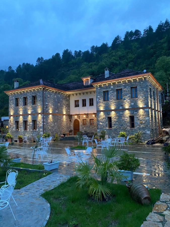 Hotel Kaso Ervehe Përmet Buitenkant foto