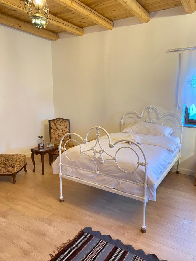 Hotel Kaso Ervehe Përmet Buitenkant foto