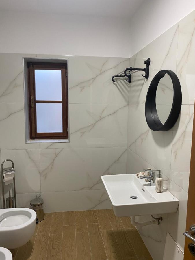 Hotel Kaso Ervehe Përmet Buitenkant foto